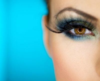 Samo 1.990 din. za trajnu nadogradnju svilenih trepavica postojanih i do 3 meseca! Salon Beauty angel na Vračaru!